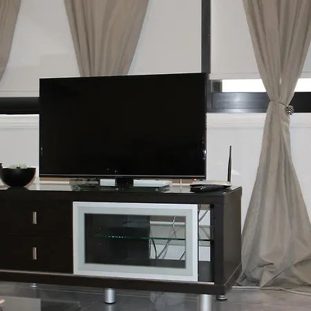 Zinonos City Flats Apartman