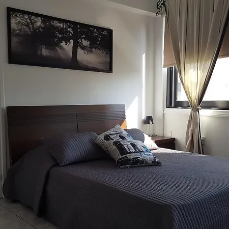 Zinonos City Flats Apartman *